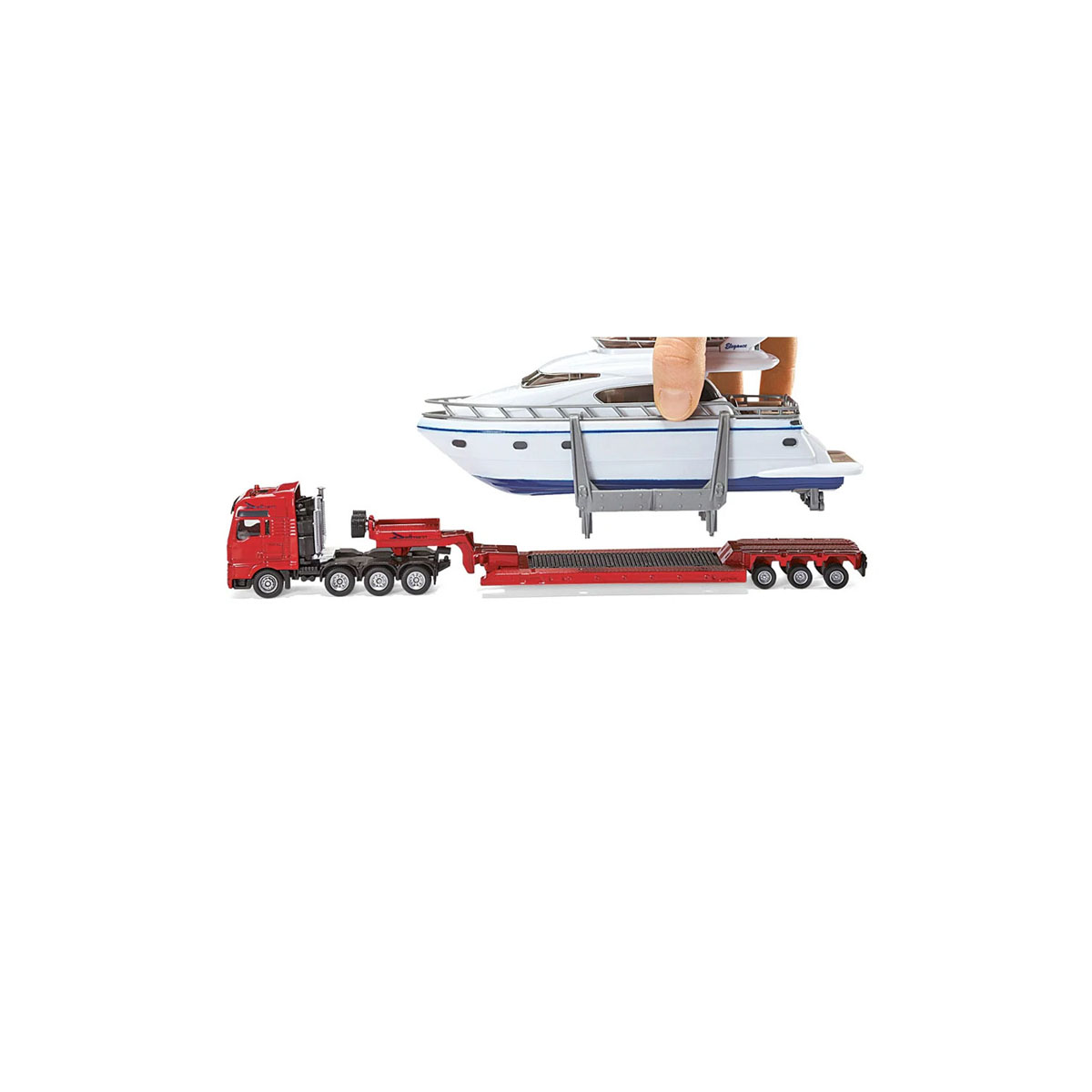 Фигура, Heavy Haulage Transporter with Yacht 