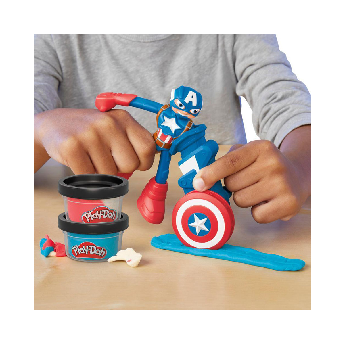 Сет за игра, Play-Doh, Marvel: Captain America Stamping Shield 