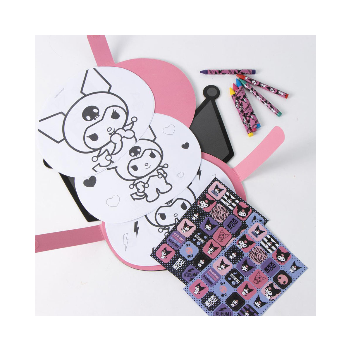 Сет за боење со стикери, Hello Kitty: Kuromi 