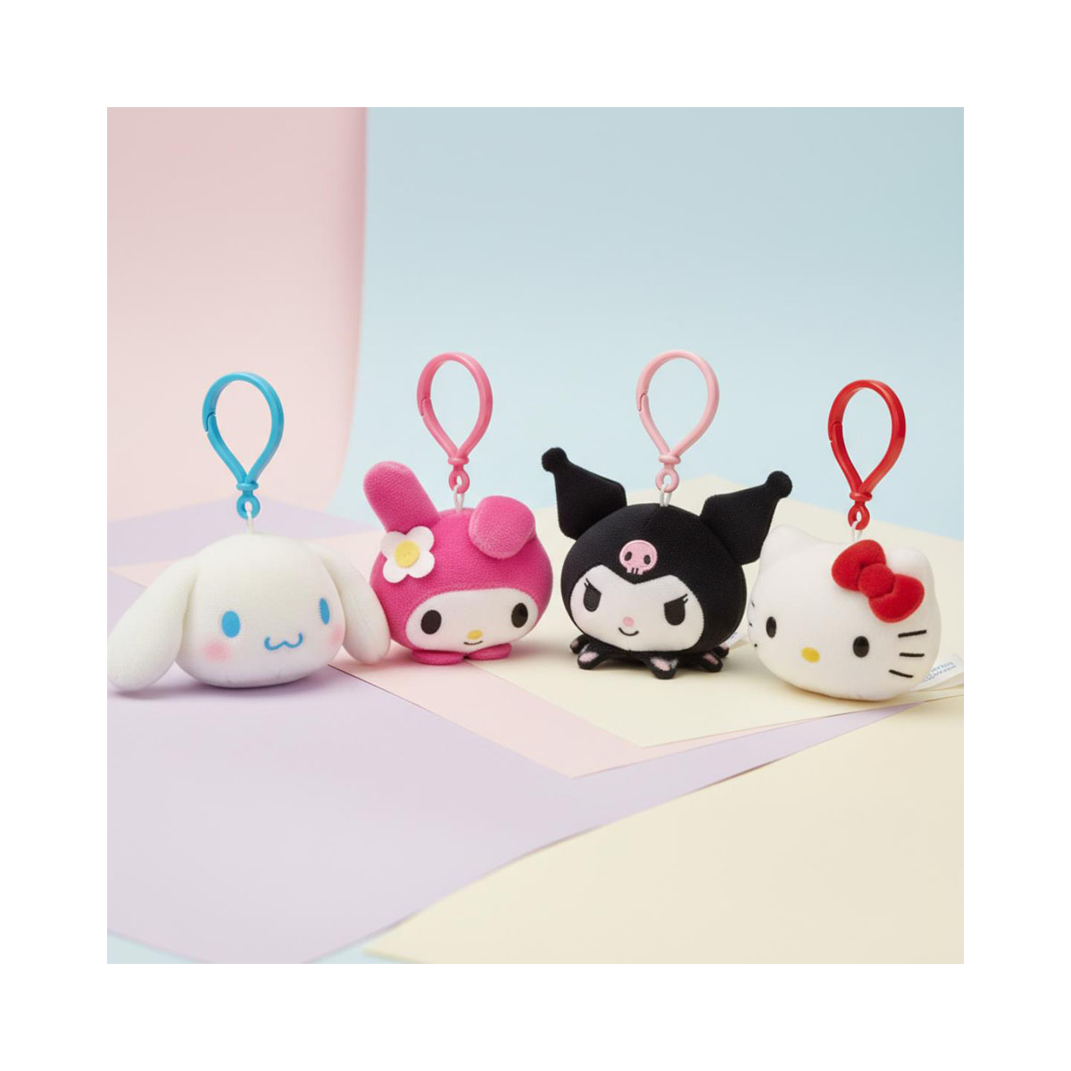Плишан приврзок, Hello Kitty & Friends - Hello Kitty 