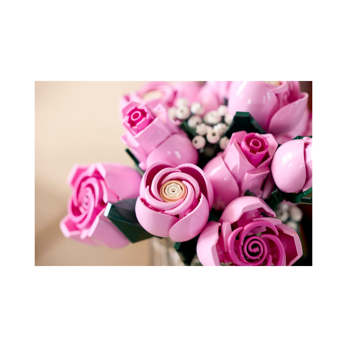 LEGO коцки, Botanicals, Bouquet of Pink Roses 