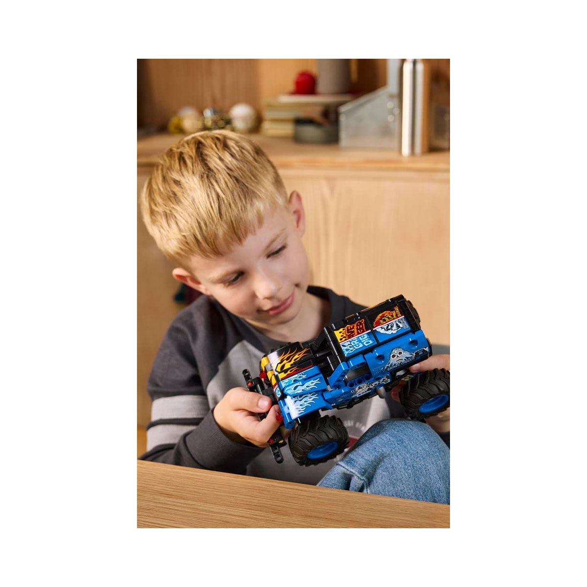 LEGO коцки, Technic, Monster Jam Grave Digger Fire and Ice 