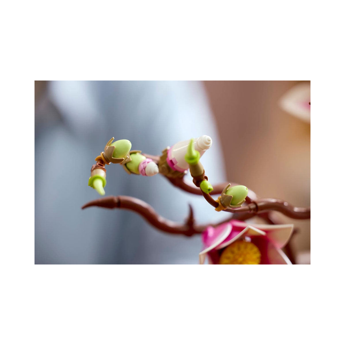 LEGO коцки, Botanicals, Magnolia Branches 