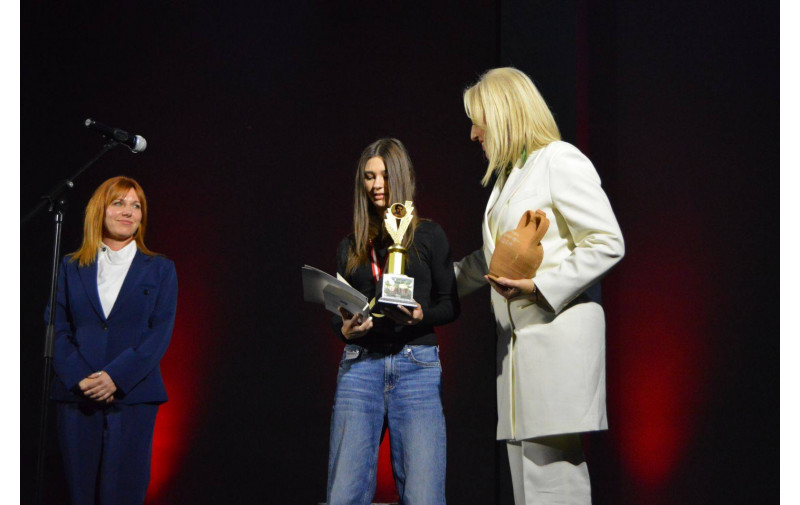 „Арс Ламина“ донираше 70 книги за победниците на конкурсите на 58. Детски Рацинови средби во Велес