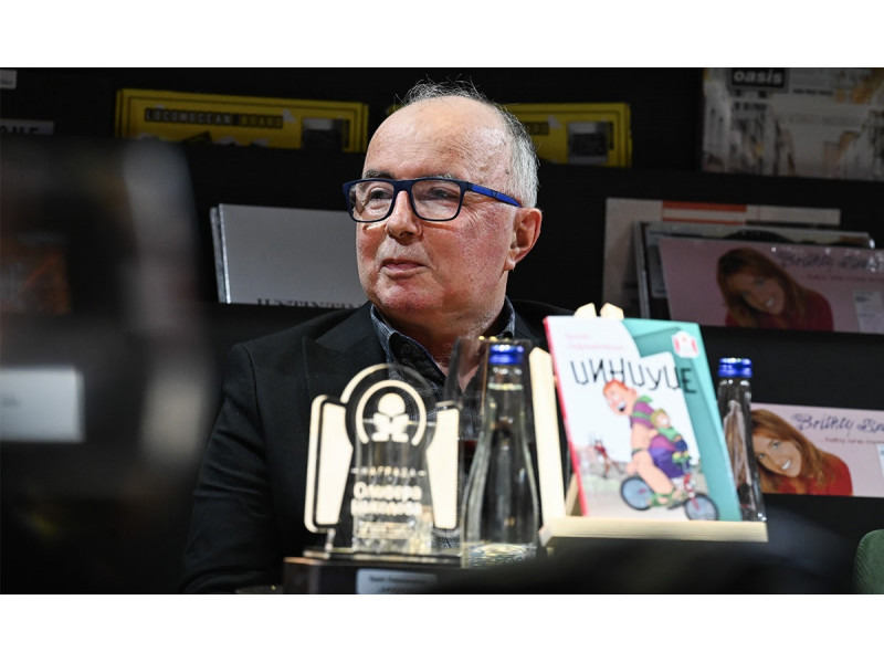 Ермис Лафазановски, добитник на наградата „Оливера Николова“: Романот „Џинџуџе“ е потрага по вистината, убавината и добрината