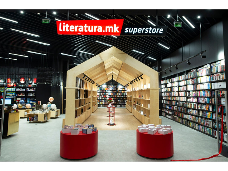 Literatura.mk Superstore ја почнува новата приказна во Ист гејт мол со подарок книга за секоја купена книга
