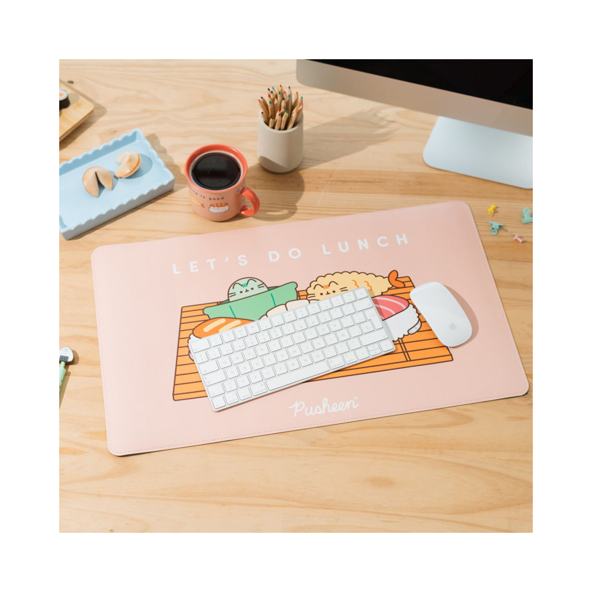 Подлога за глувче, Pusheen Sushi Roll 