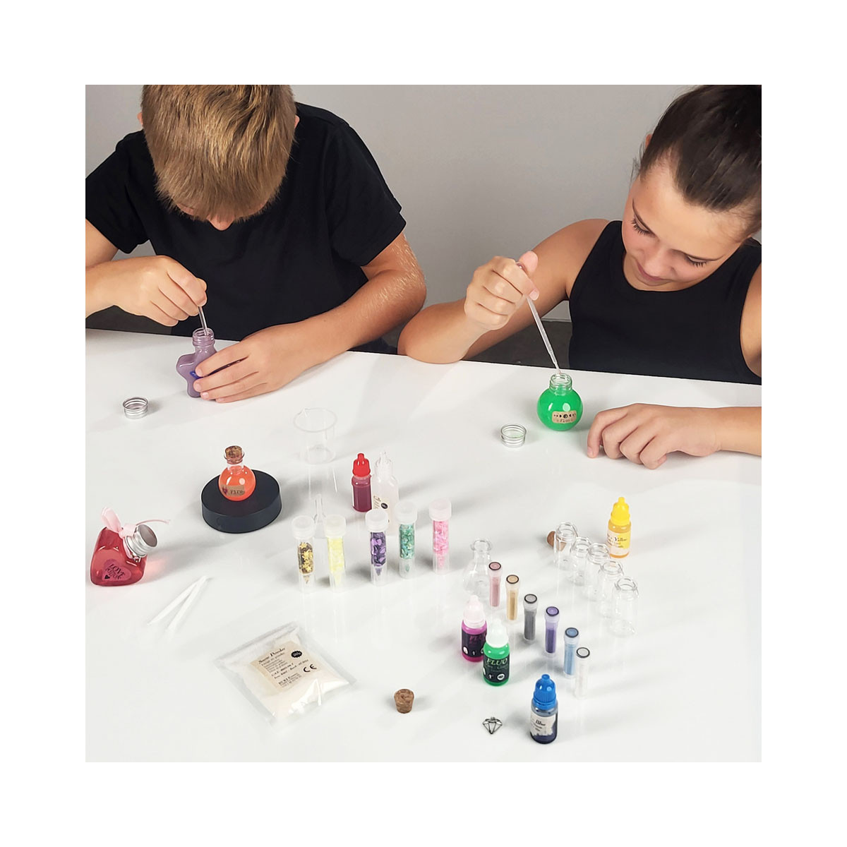 Сет за игра 'Potions Lab' 