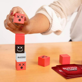 Друштвена игра, Buzzed Tower