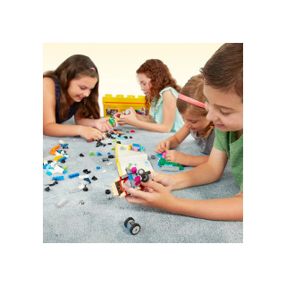 LEGO коцки во кутија, Classic, Medium Creative Brick Box 