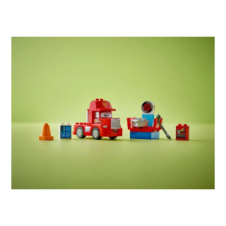 LEGO коцки, Duplo, Pixar: Cars - Mack at the Race 