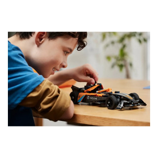 LEGO коцки, Technic, NEOM McLaren Formula E-Team