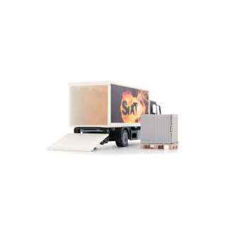 Фигура, MAN Truck with Box Body and Tail Lift 