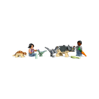 LEGO коцки, Jurassic World, Baby Dinosaur Rescue Center 