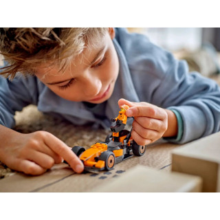 LEGO коцки, City, F1® Driver with McLaren Race Car