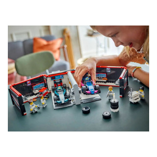 LEGO коцки, City, F1® Garage & Mercedes-AMG & Alpine Cars