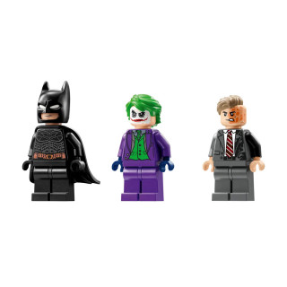 LEGO коцки, DC: Batman, Batman™ Tumbler vs. Two-Face™ & The Joker™ 