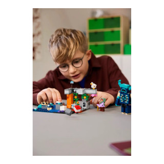 LEGO коцки, Minecraft, The Warden Encounter