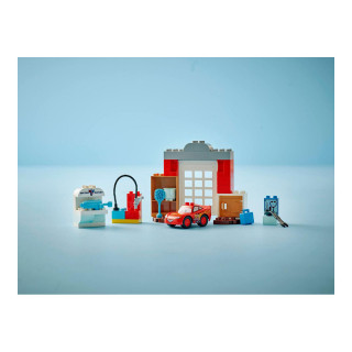 LEGO коцки, Duplo, Pixar: Cars - McQueen's Visit to Doc's Garage 