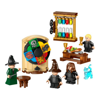 LEGO коцки, Harry Potter, Hogwarts Castle: Sorting Hat Ceremony 