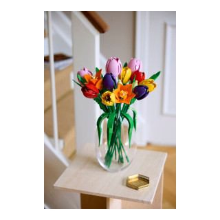 LEGO коцки, Botanicals, Tulip Bouquet 