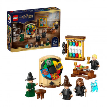 LEGO коцки, Harry Potter, Hogwarts Castle: Sorting Hat Ceremony 