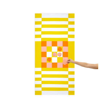 Пешкир за на плажа со игра, Tic-Tac-Toe Yellow, 90 x 180 cm 