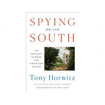 Spying on the South : An Odyssey Across the American Divide 