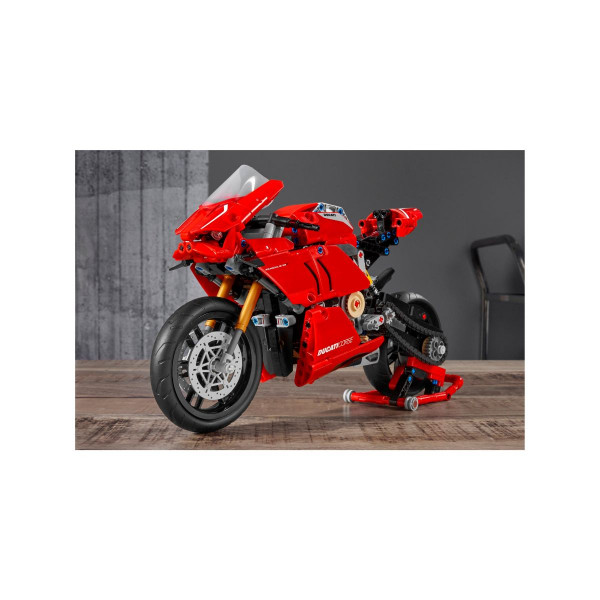 LEGO коцки, Technic, Ducati Panigale V4 R
