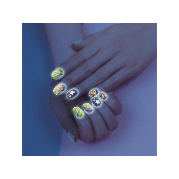 Детски сет за маникир, Crazy Chic - Shiny Nails (Glow in the dark) 