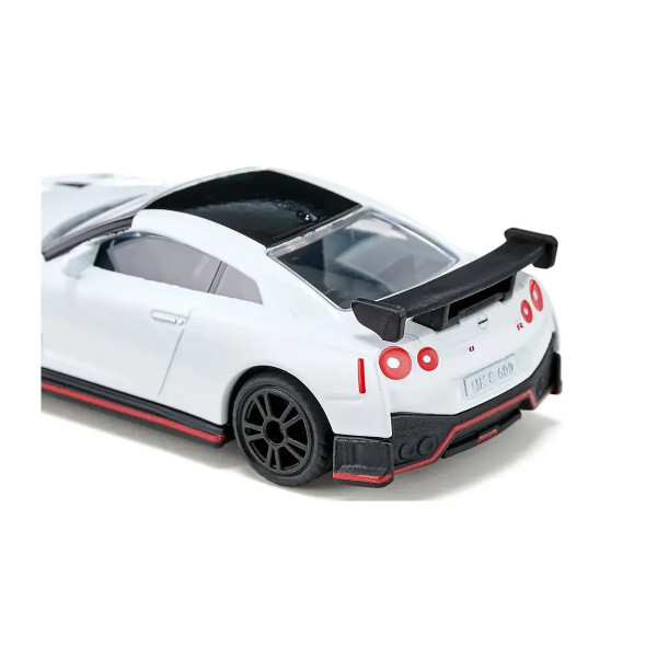 Фигура, Nissan GT-R Nismo