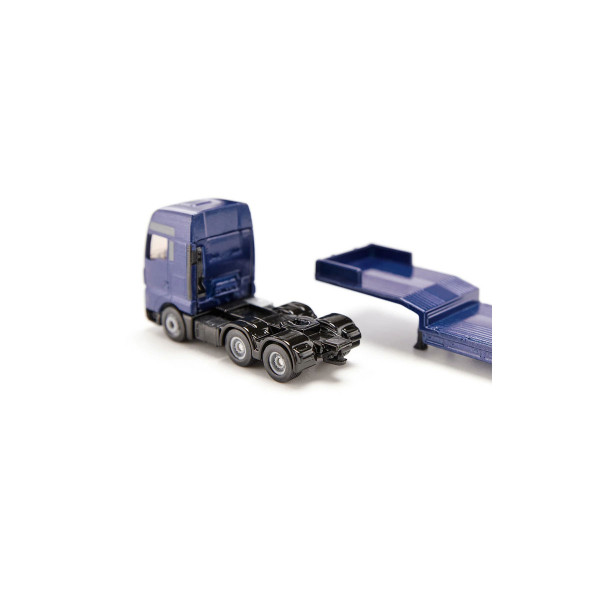 Фигура, MAN Truck with Low Loader and JCB Wheel Loader 