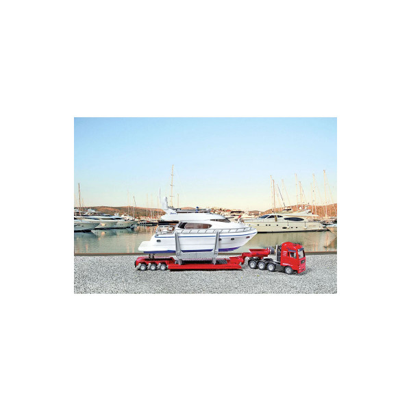 Фигура, Heavy Haulage Transporter with Yacht 