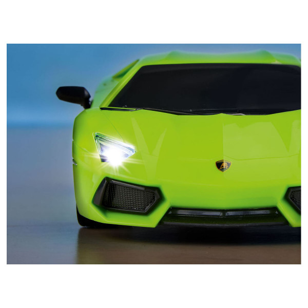 Автомобил со далечинско управување, Lamborghini Aventador