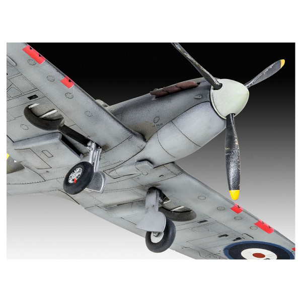 Сет макета + бои, Spitfire Mk.Iia, 1:72