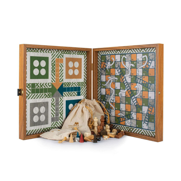 Сет игри 4 во 1, Retro Style Chess, Backgammon, Ludo & Snakes, зелен 