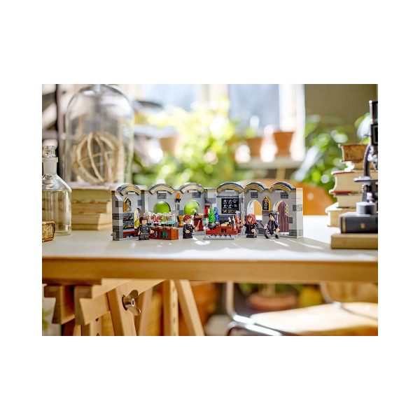 LEGO коцки, Harry Potter, Hogwarts™ Castle: Potions Class