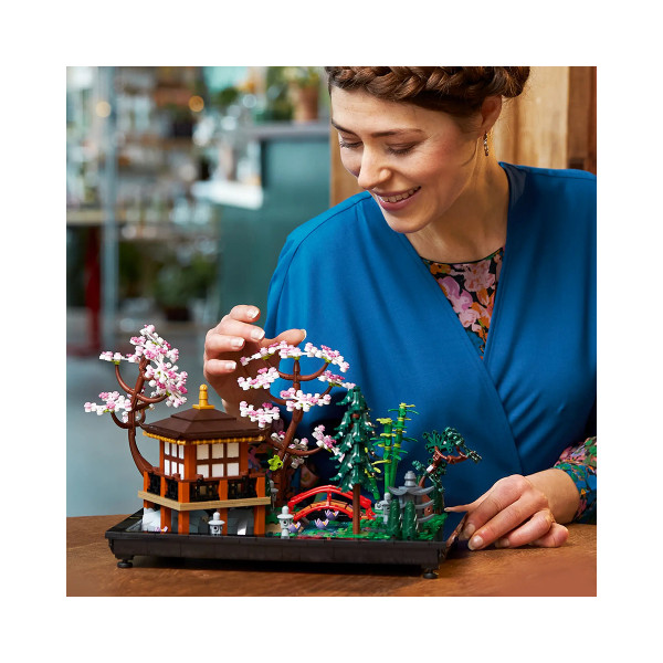 LEGO коцки, Icons, Tranquil Garden