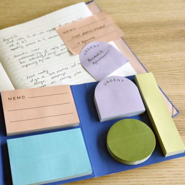 Сет од 5 блокови мемо ливчиња, Inkerie Set of 5 Sticky Notes