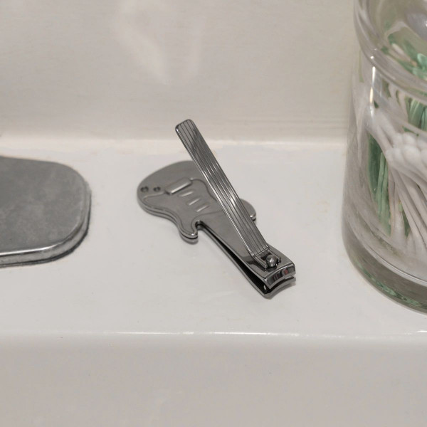 Грицкалка за нокти, Guitar Nail Clipper