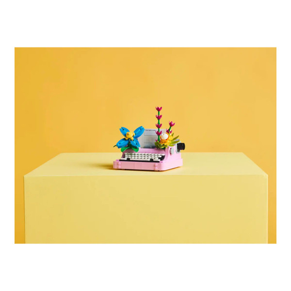 LEGO коцки, Creator 3in1, Typewriter with Flowers