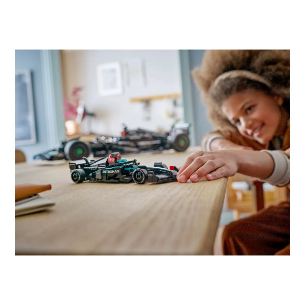 LEGO коцки, Speed Champions, Mercedes-AMG F1® W15 Race 