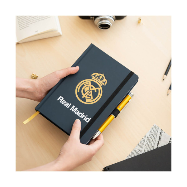 Нотес A5 со светлечко пенкало, FC Real Madrid 