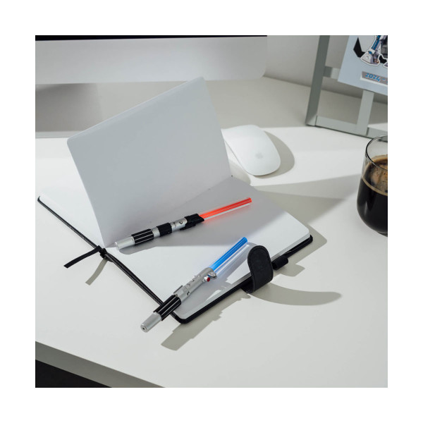 Сет од 2 пенкала со LED светло, Star Wars - Lightsabers 