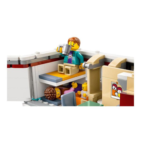 LEGO коцки, City, Holiday Adventure Camper Van