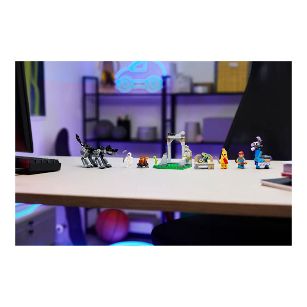 LEGO коцки, Fortnite, Peely & Sparkplug's Camp 