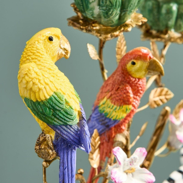 Свеќник, Jungle Love: Zebra 