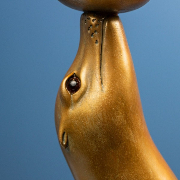 Ламба, Animal Family: Robbie 