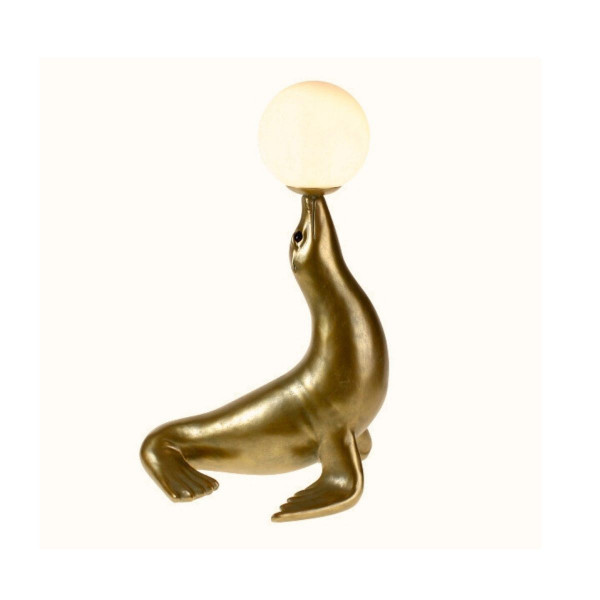 Ламба, Animal Family: Robbie 