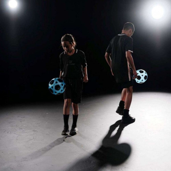 Фудбалска топка со светла и звуци, Strikesphere Counter Soccer Ball 